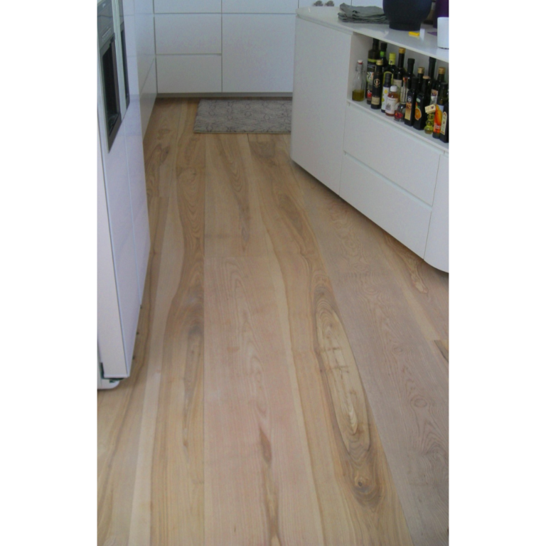 Pfostenboden Esche von Aigner Holz