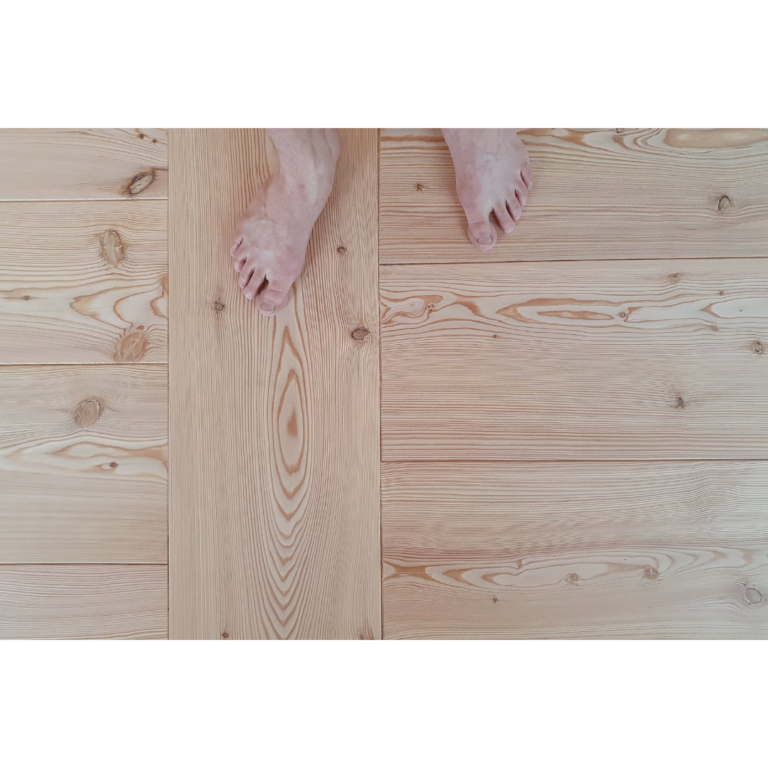 Pfostenboden Lärche von Aigner Holz