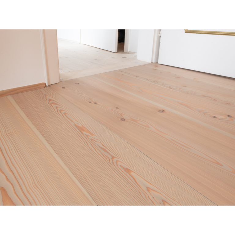 Pfostenboden Lärche von Aigner Holz