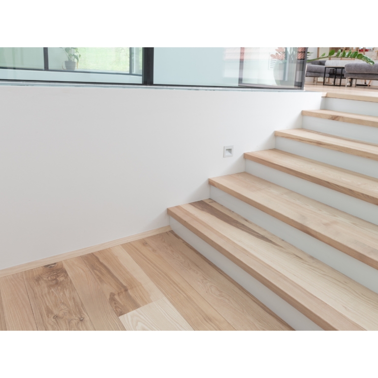 Massivdiele Esche von Aigner Holz