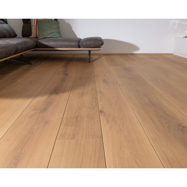 Pfostenboden Eiche von Aigner Holz